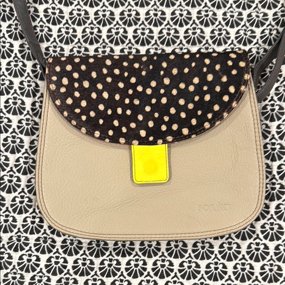 Tan and Black Crossbody Bag with Reversible Design